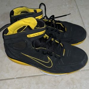 MENS NIKE Huarache 2K4 SNEAKERS SIZE 11 (AS IS)